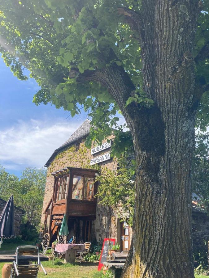 Auberge Paysanne Loubaresse  ภายนอก รูปภาพ